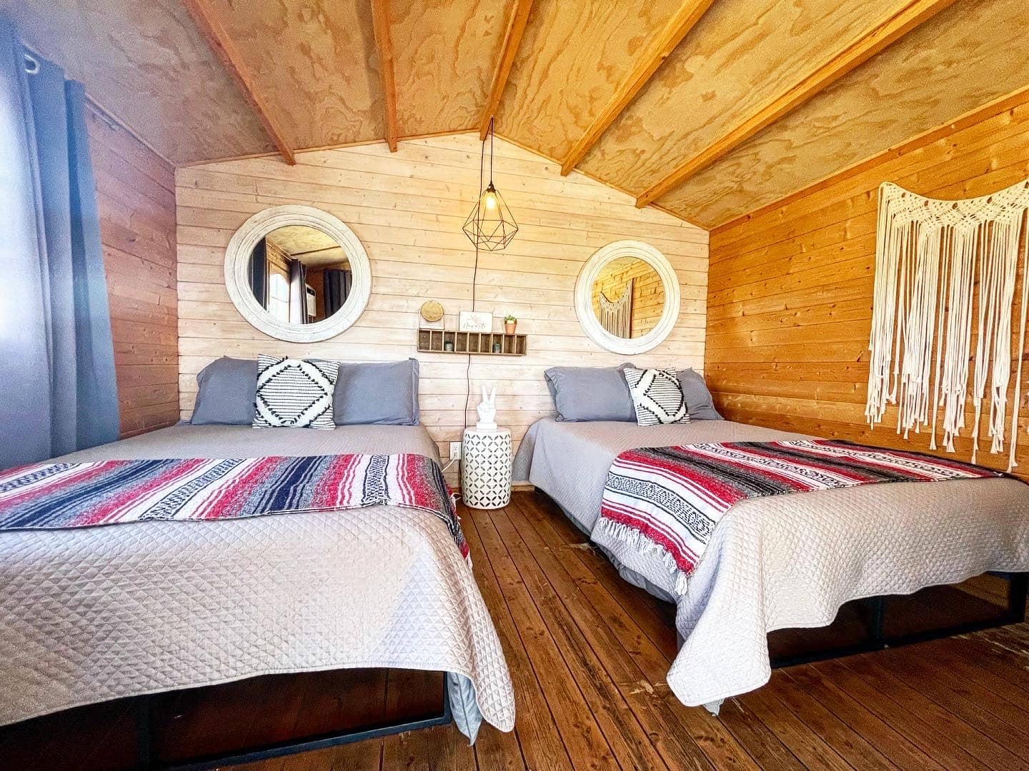 Peace — interior and setting